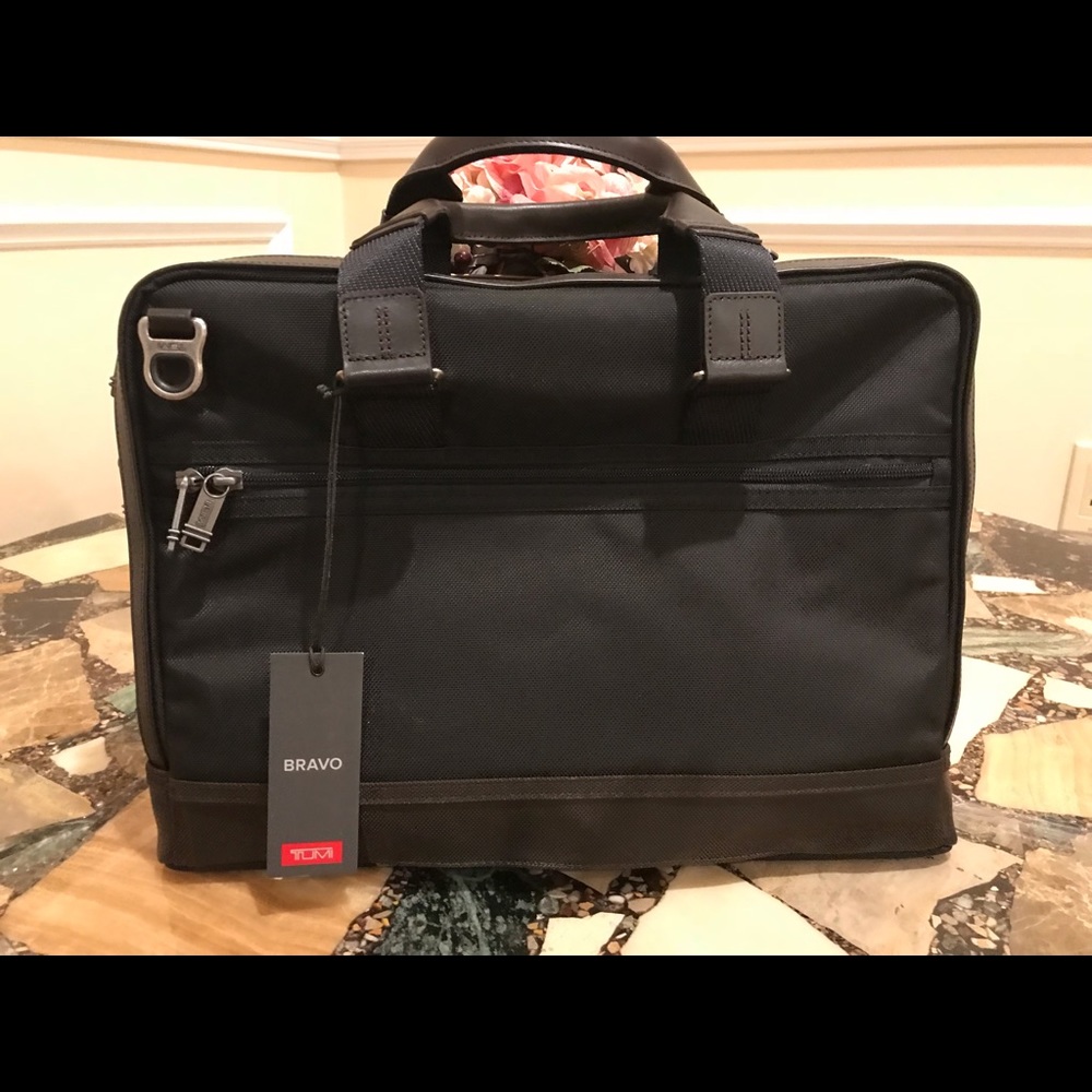 Tumi briefcase / laptop